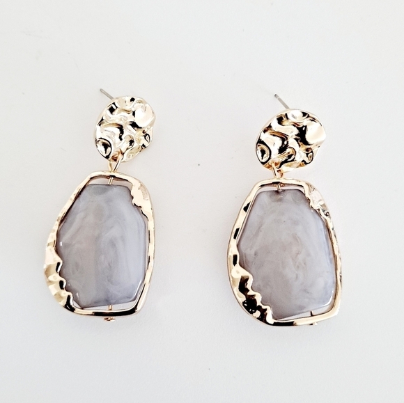 💖 2/$30 Boho Gold grey stone dangle cocktail party formal going out earrings - Picture 12 of 12